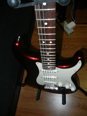 fender strat 582372209869771171 Fender Stratocaster American Made 2008 